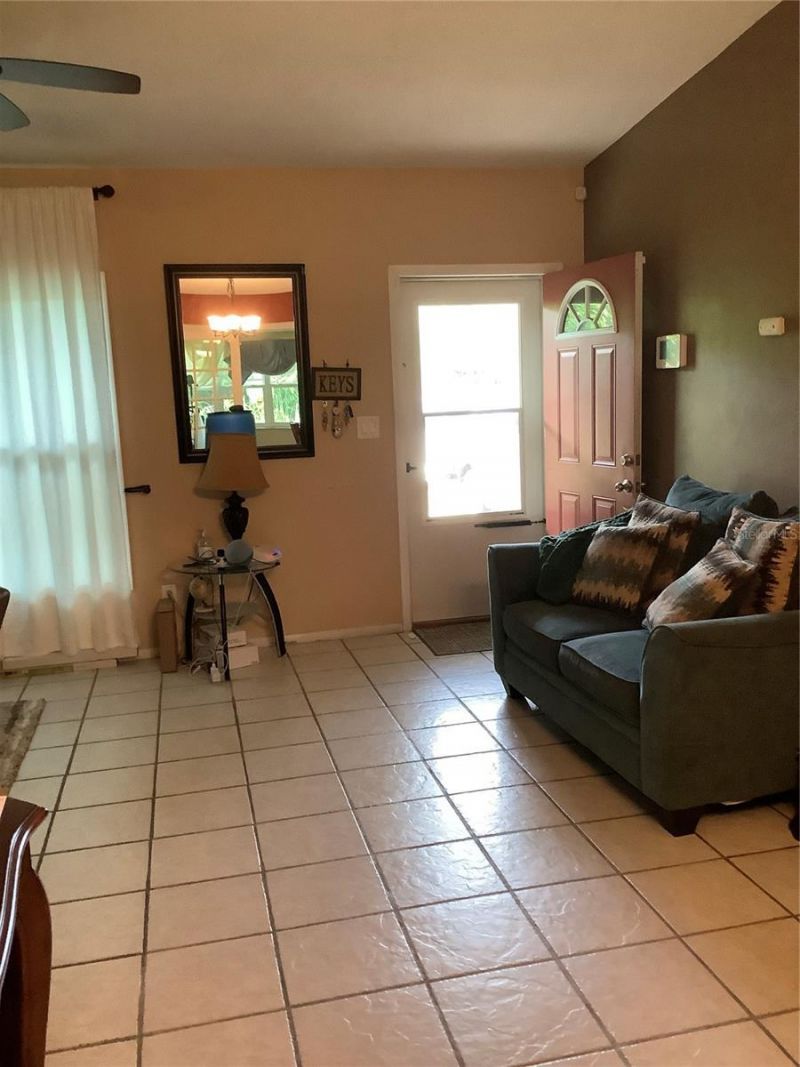 819 62nd Avenue S, Saint Petersburg, FL 33705 Photo