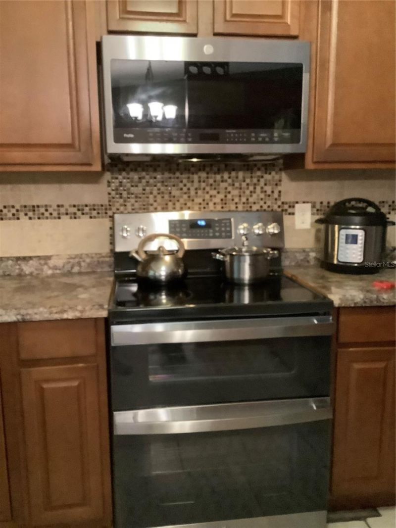 819 62nd Avenue S, Saint Petersburg, FL 33705 Photo