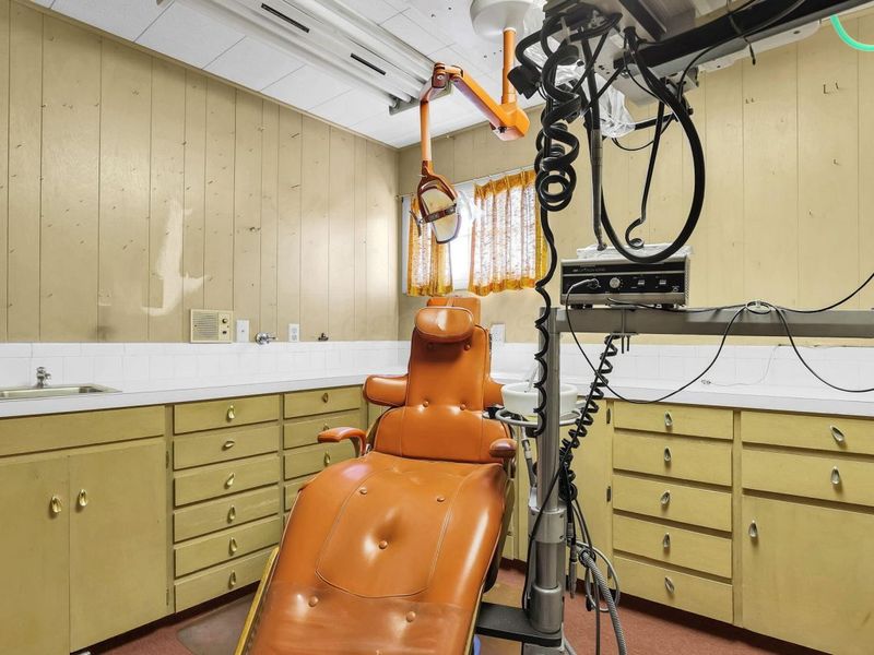 3049 Cleveland Avenue, Columbus, OH 43224 Photo 19