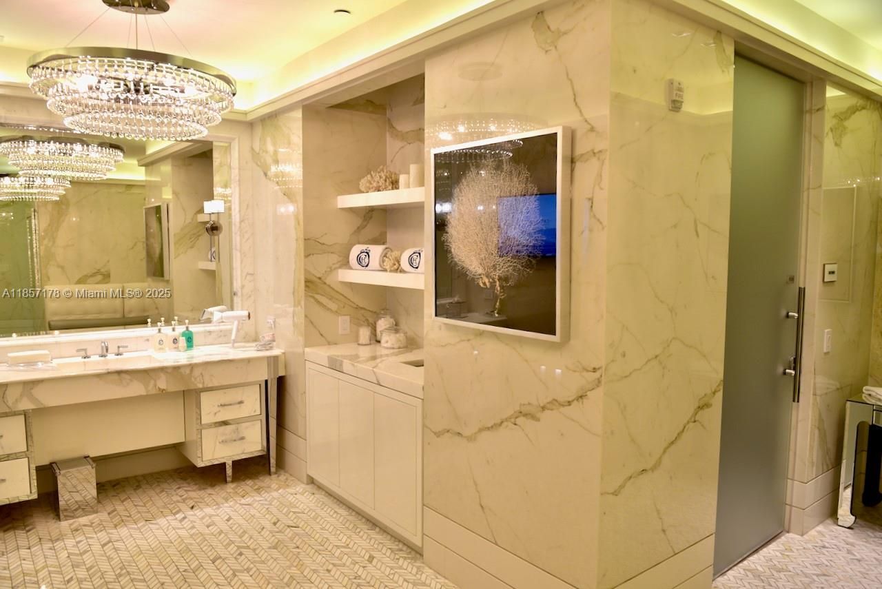 17475 Collins Ave, Unit 2802, Sunny Isles Beach, FL 33160 Photo