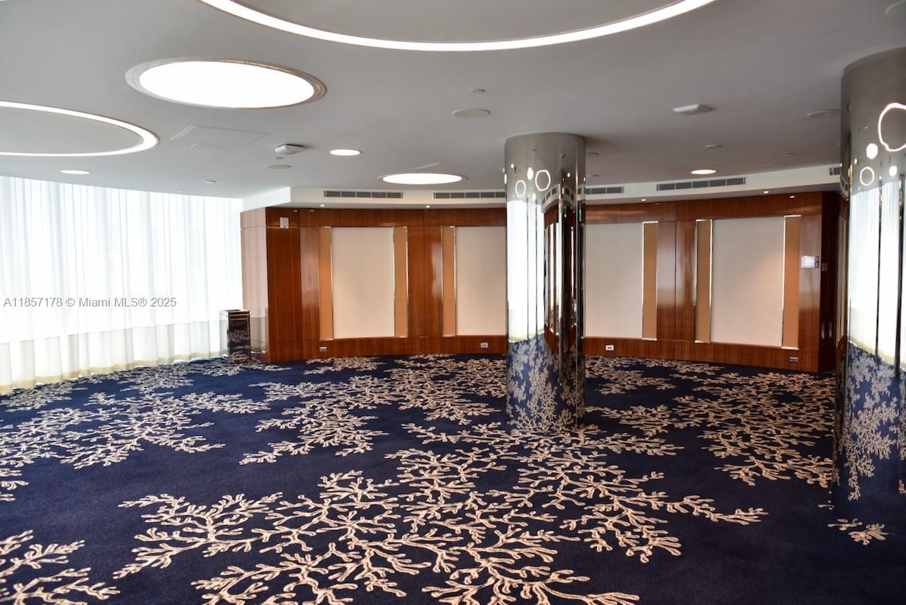 17475 Collins Ave, Unit 2802, Sunny Isles Beach, FL 33160 Photo