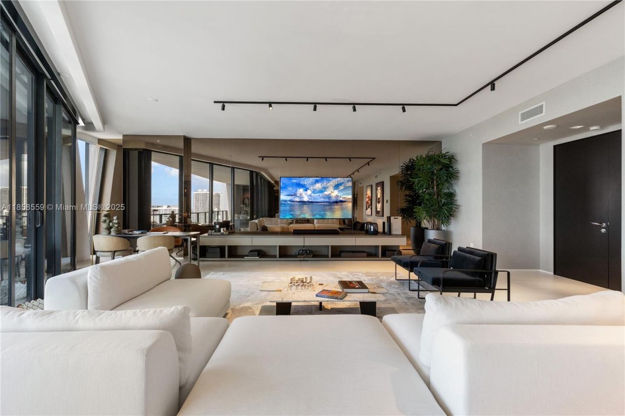 1000 Biscayne Blvd, Unit 3502, Miami, FL 33132 Photo