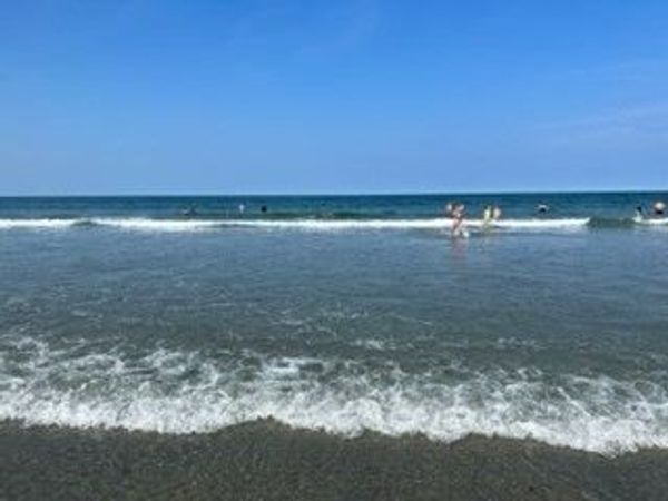 4 Ripley Rd, Hull, MA 02045