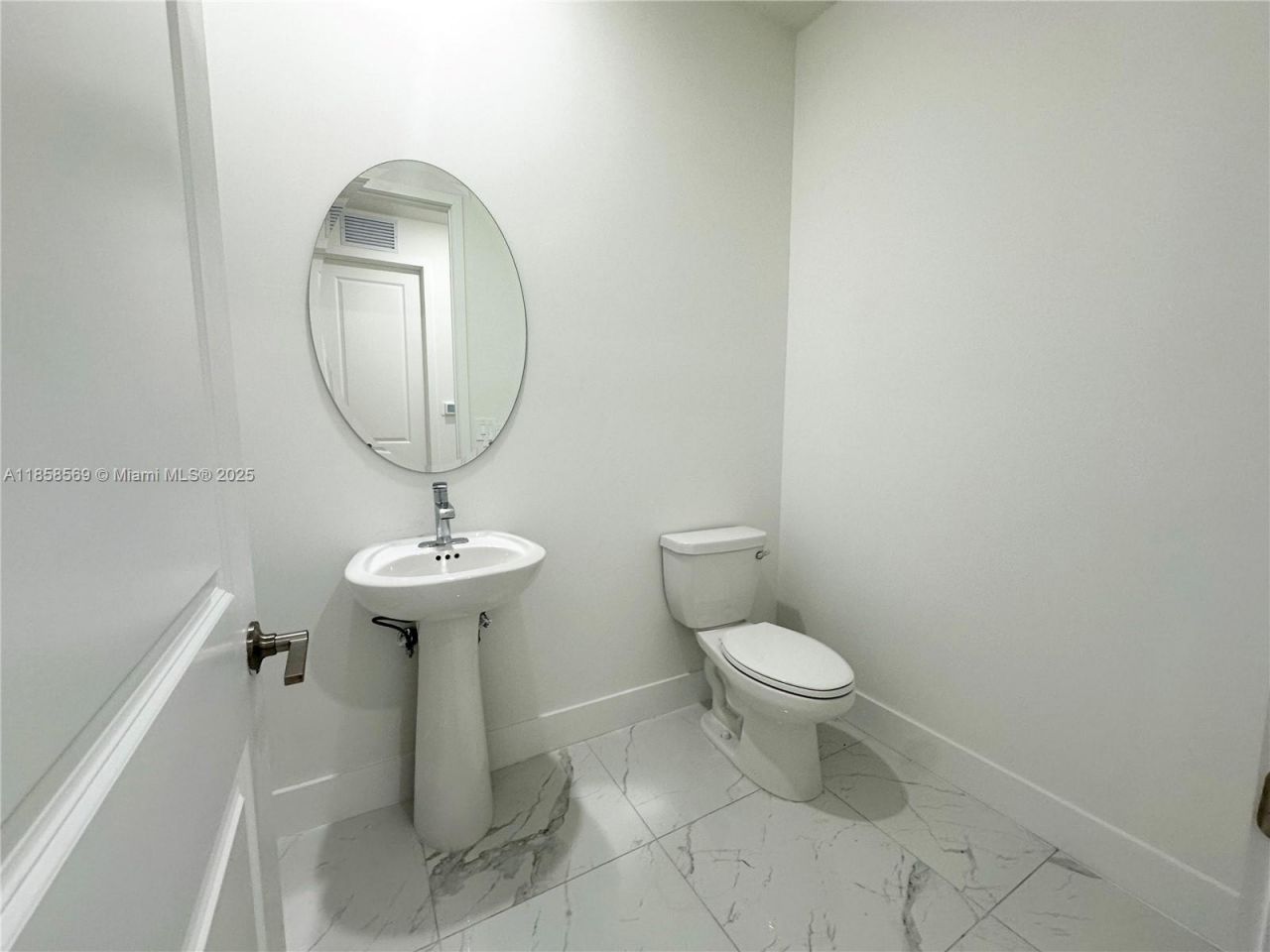 4255 SW 123rd Ter, Davie, FL 33330 Photo