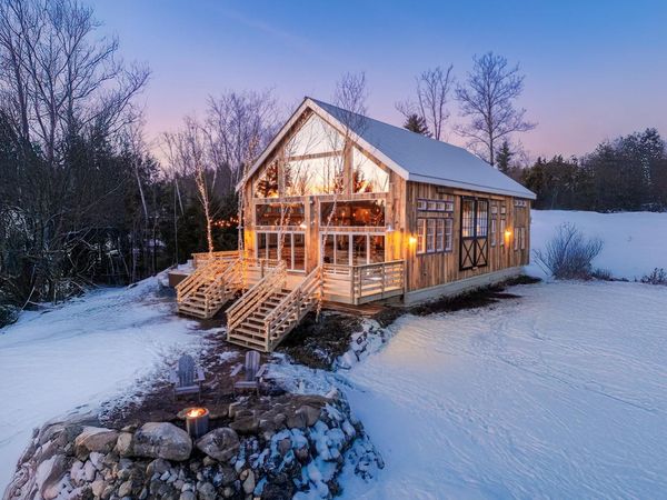 580 Cross Road, Londonderry, VT 05155