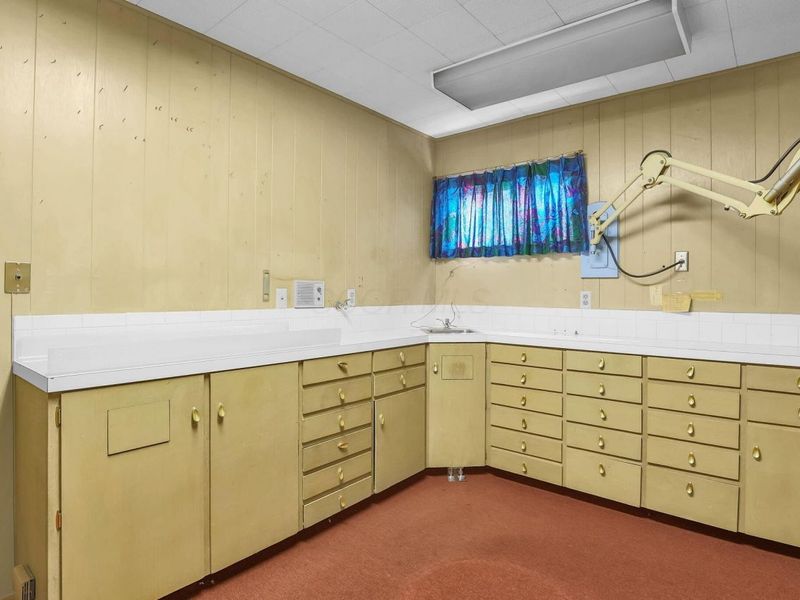 3049 Cleveland Avenue, Columbus, OH 43224 Photo 17