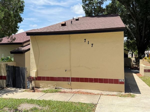 717 GOLDEN SUNSHINE CIRCLE, ORLANDO, FL 32807