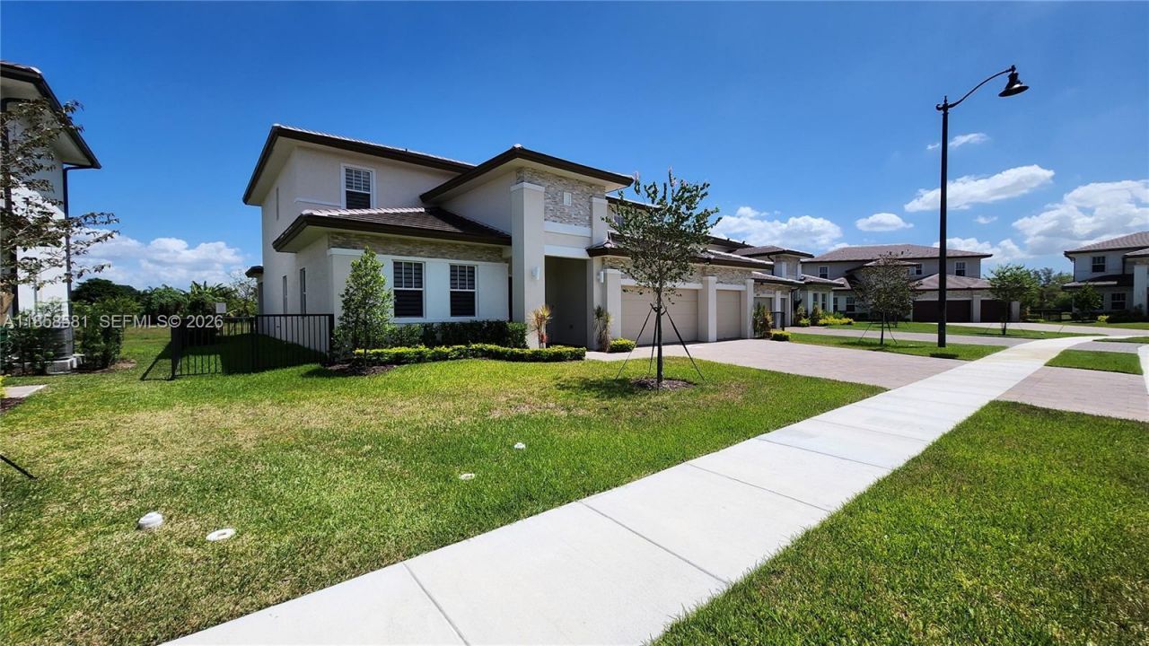 12239 SW 43rd St, Davie, FL 33330 Photo