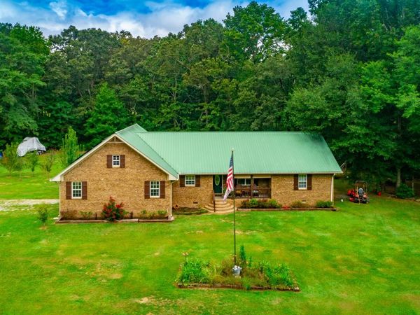 7354 County Road 44, Fort Payne, AL 35968