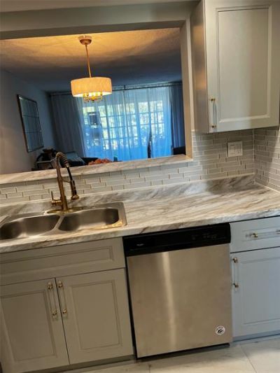 9070 Lime Bay Blvd, Unit 209, Tamarac, FL 33321 Photo