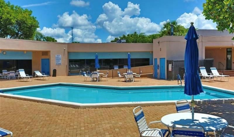 9070 Lime Bay Blvd, Unit 209, Tamarac, FL 33321 Photo