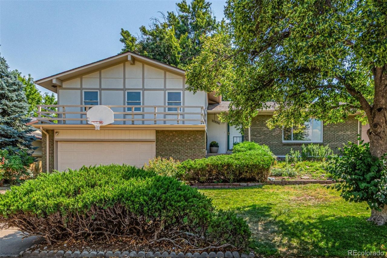 11956 E Oregon Circle, Aurora, CO 80012 Main Photo