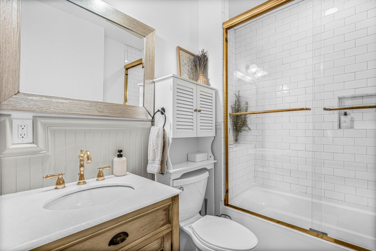 35 Society Street Photo 19