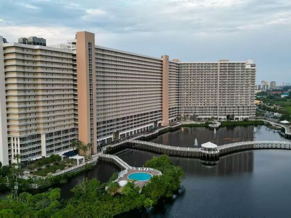 9860 S Thomas Drive, Unit 217, Panama City, FL 32408