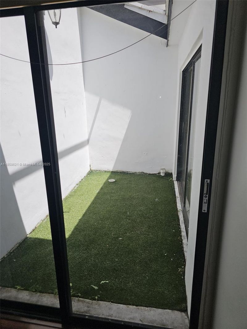 343 Fairway Cir, Unit 63, Weston, FL 33326 Photo