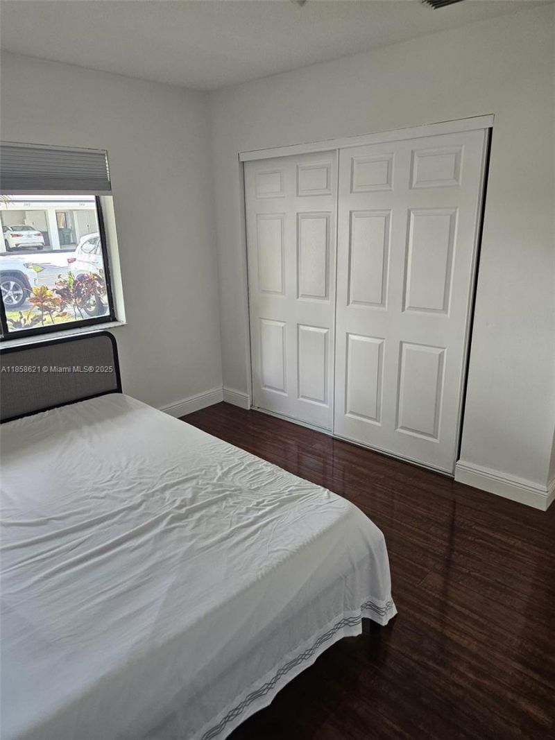 343 Fairway Cir, Unit 63, Weston, FL 33326 Photo