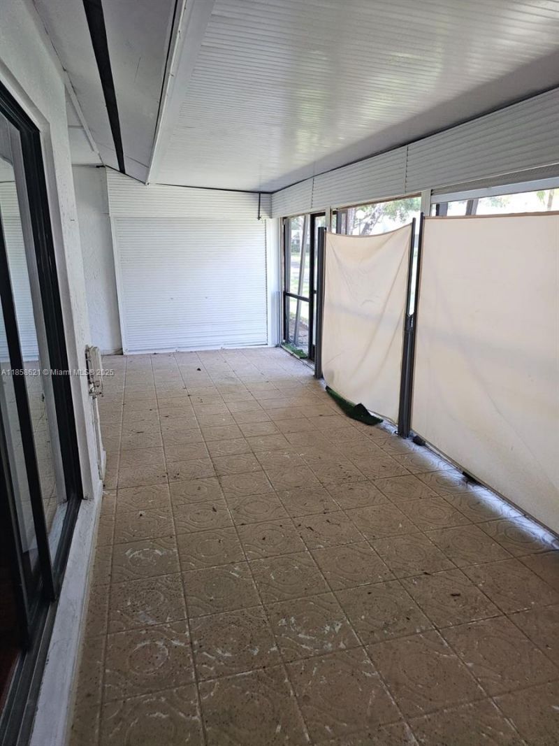 343 Fairway Cir, Unit 63, Weston, FL 33326 Photo