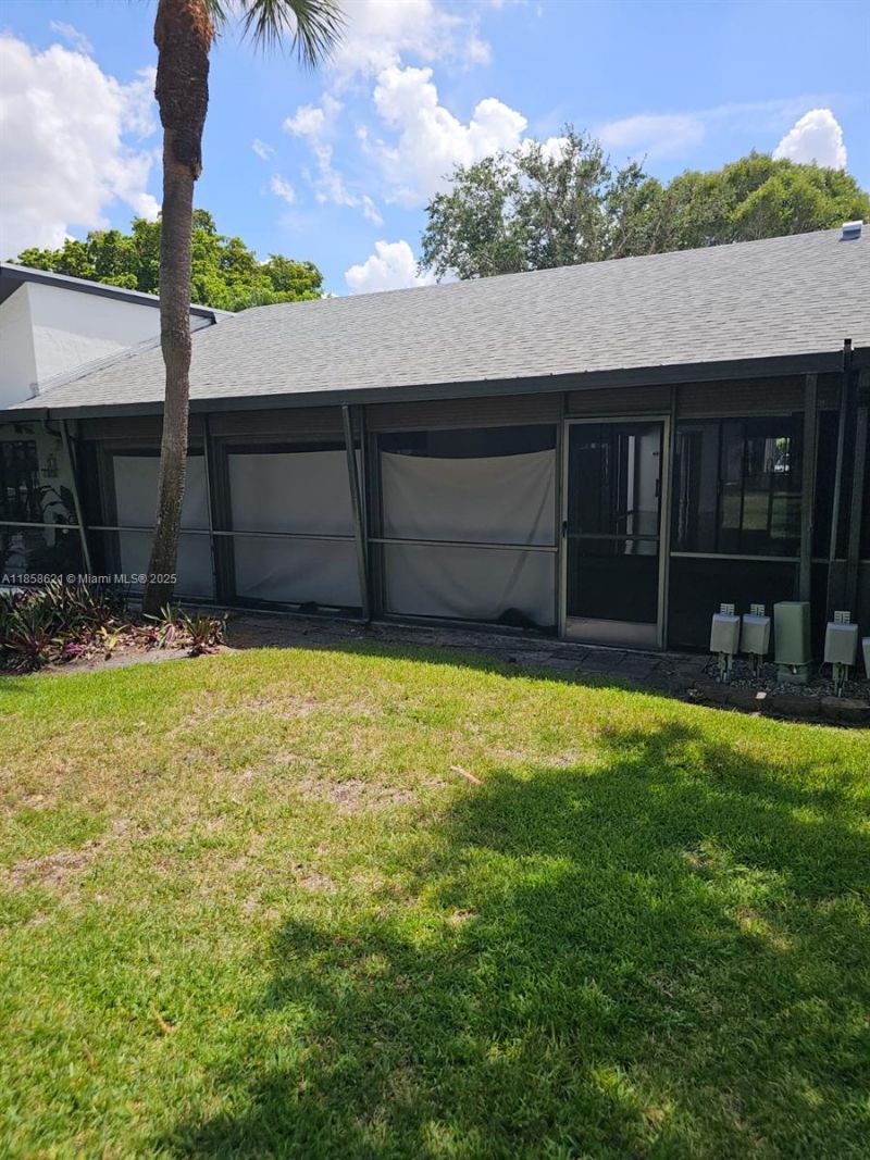 343 Fairway Cir, Unit 63, Weston, FL 33326 Photo