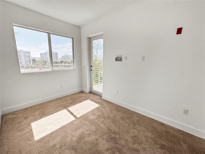 1044 18th Avenue, Unit 203, Fort Lauderdale, FL 33309 Photo