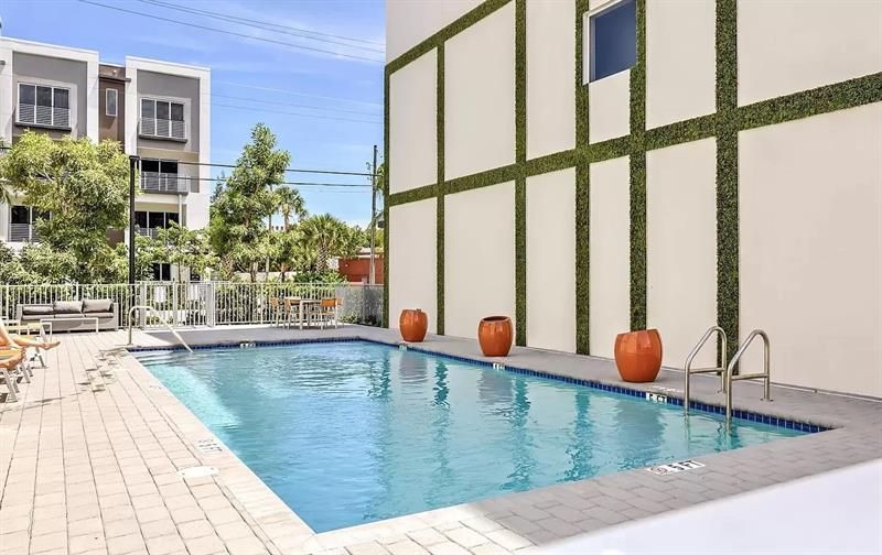 1044 18th Avenue, Unit 203, Fort Lauderdale, FL 33309 Photo