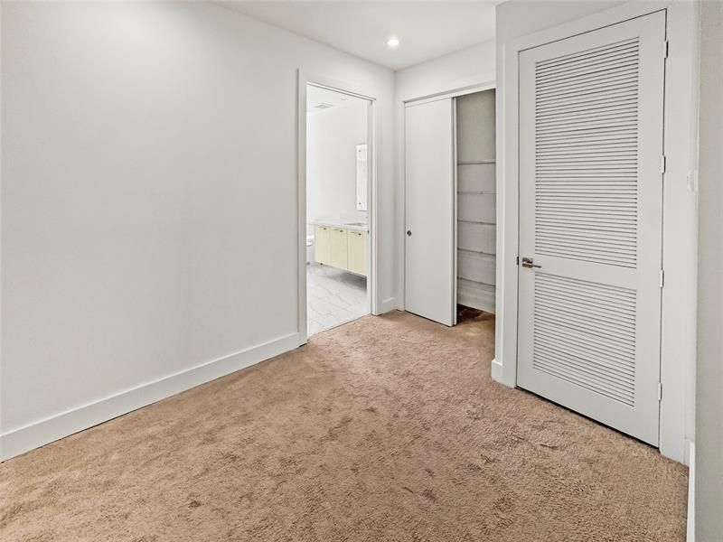 1044 18th Avenue, Unit 203, Fort Lauderdale, FL 33309 Photo