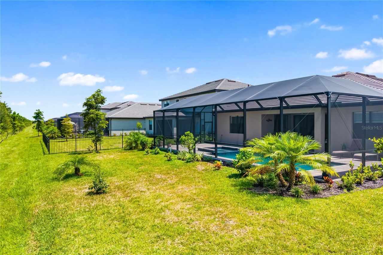 5030 Saratoga Springs Run, Bradenton, FL 34211 Photo