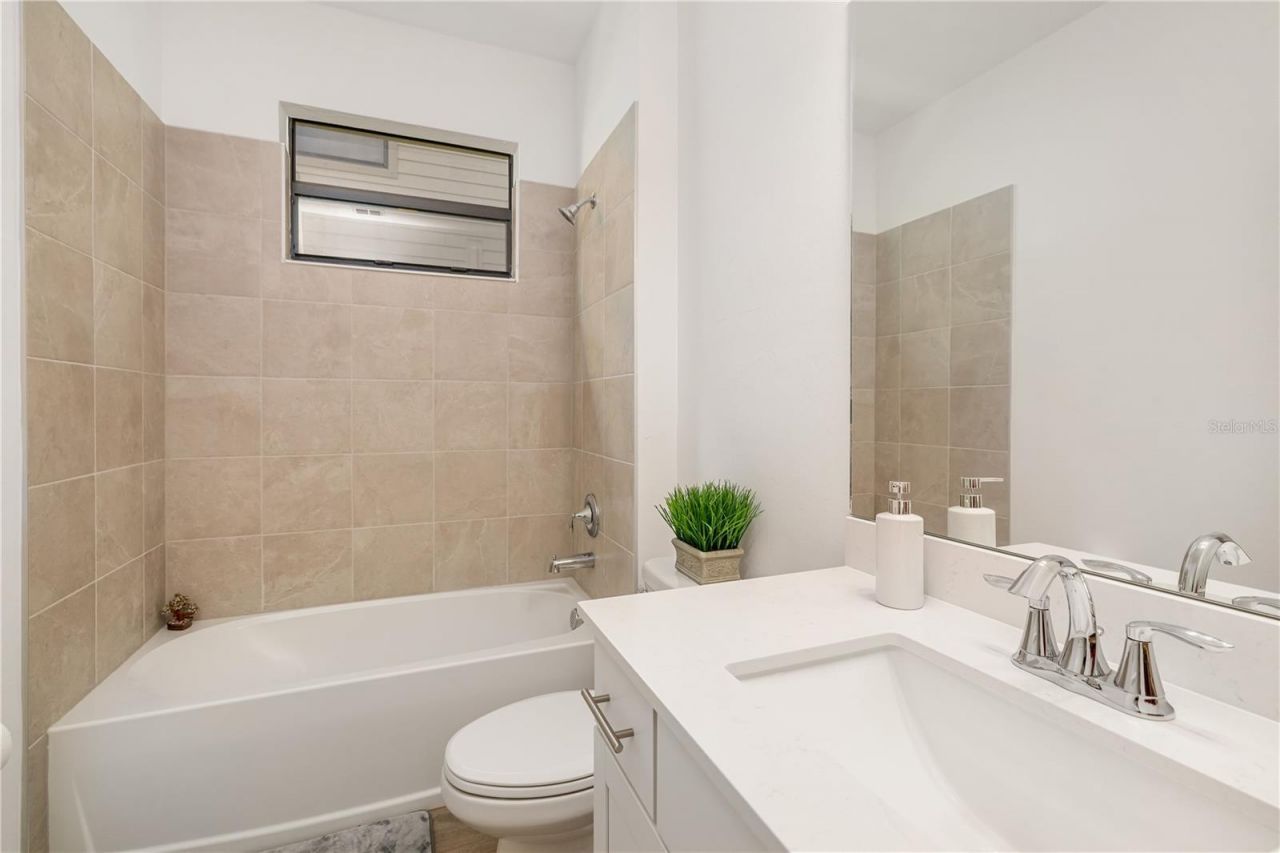 5030 Saratoga Springs Run, Bradenton, FL 34211 Photo