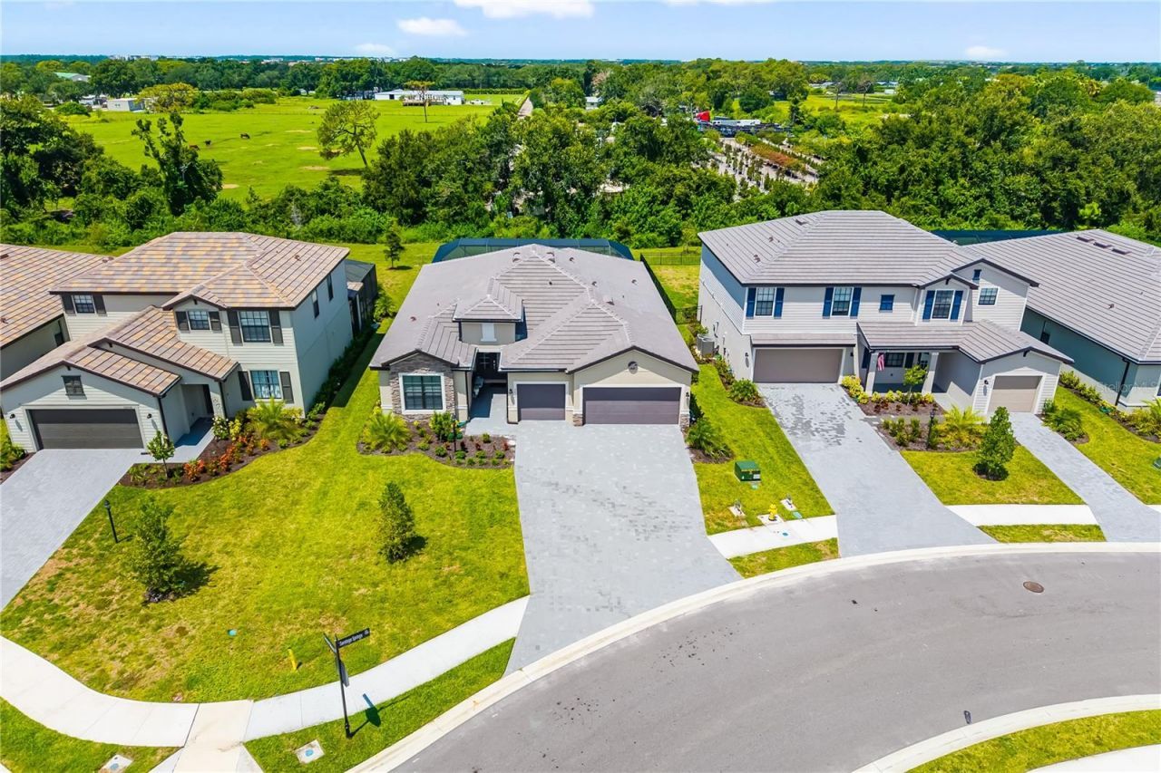 5030 Saratoga Springs Run, Bradenton, FL 34211 Photo