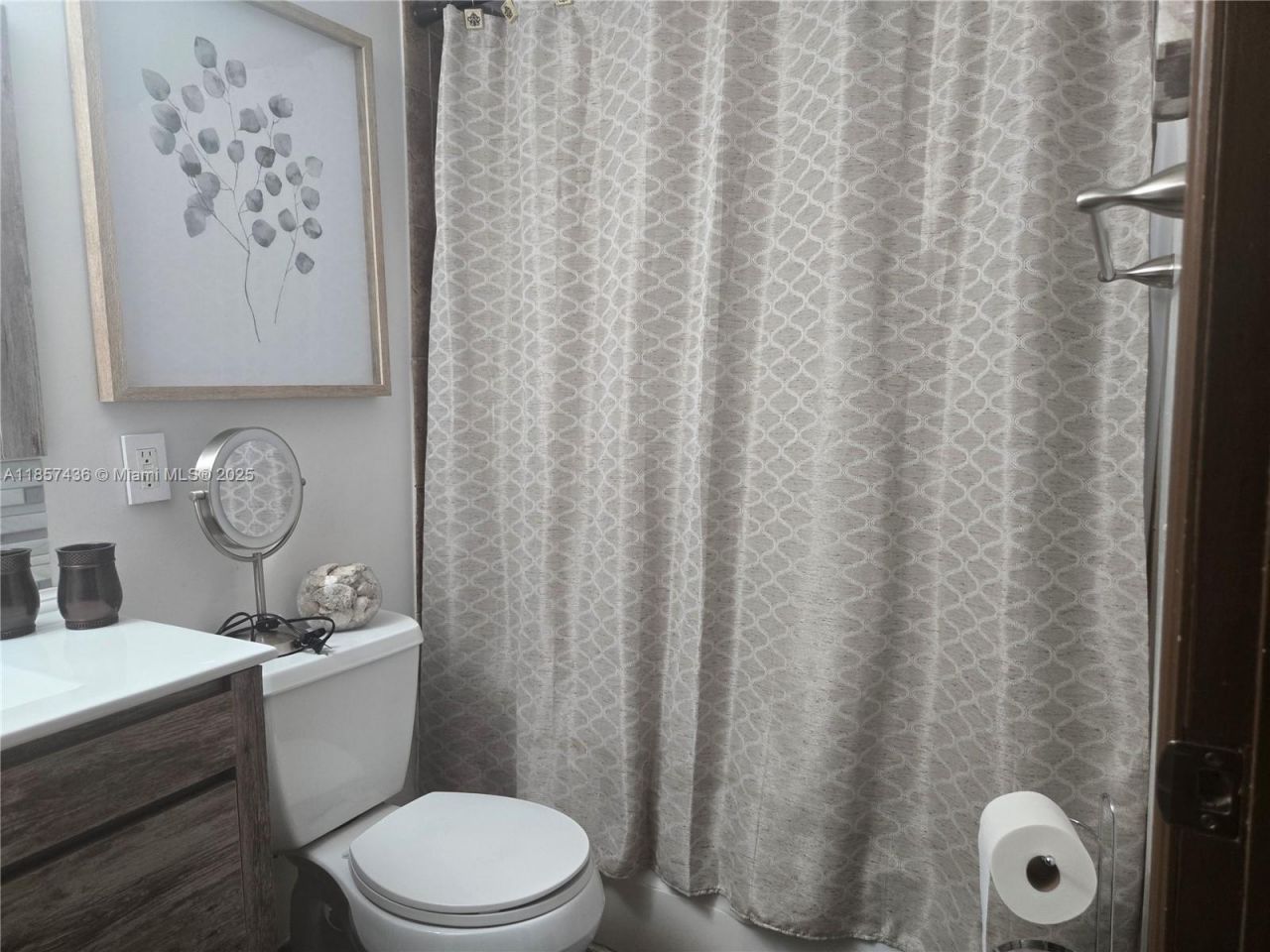 1001 Hillcrest Ct, Unit 302, Hollywood, FL 33021 Photo