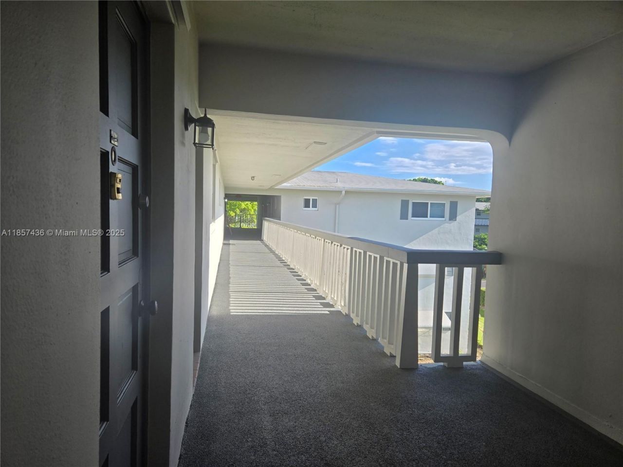 1001 Hillcrest Ct, Unit 302, Hollywood, FL 33021 Photo