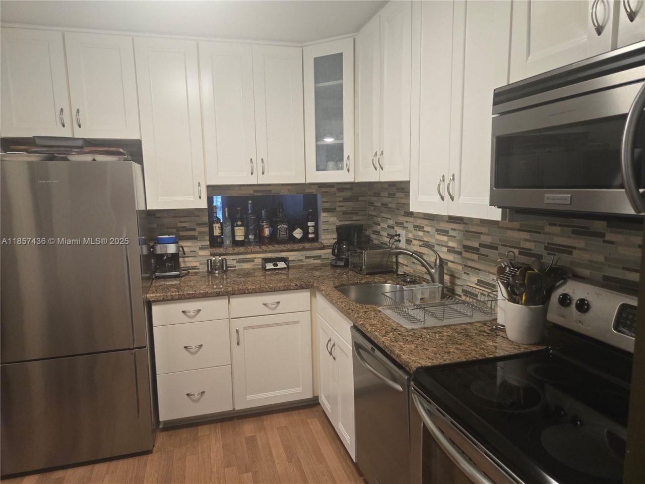 1001 Hillcrest Ct, Unit 302, Hollywood, FL 33021 Photo