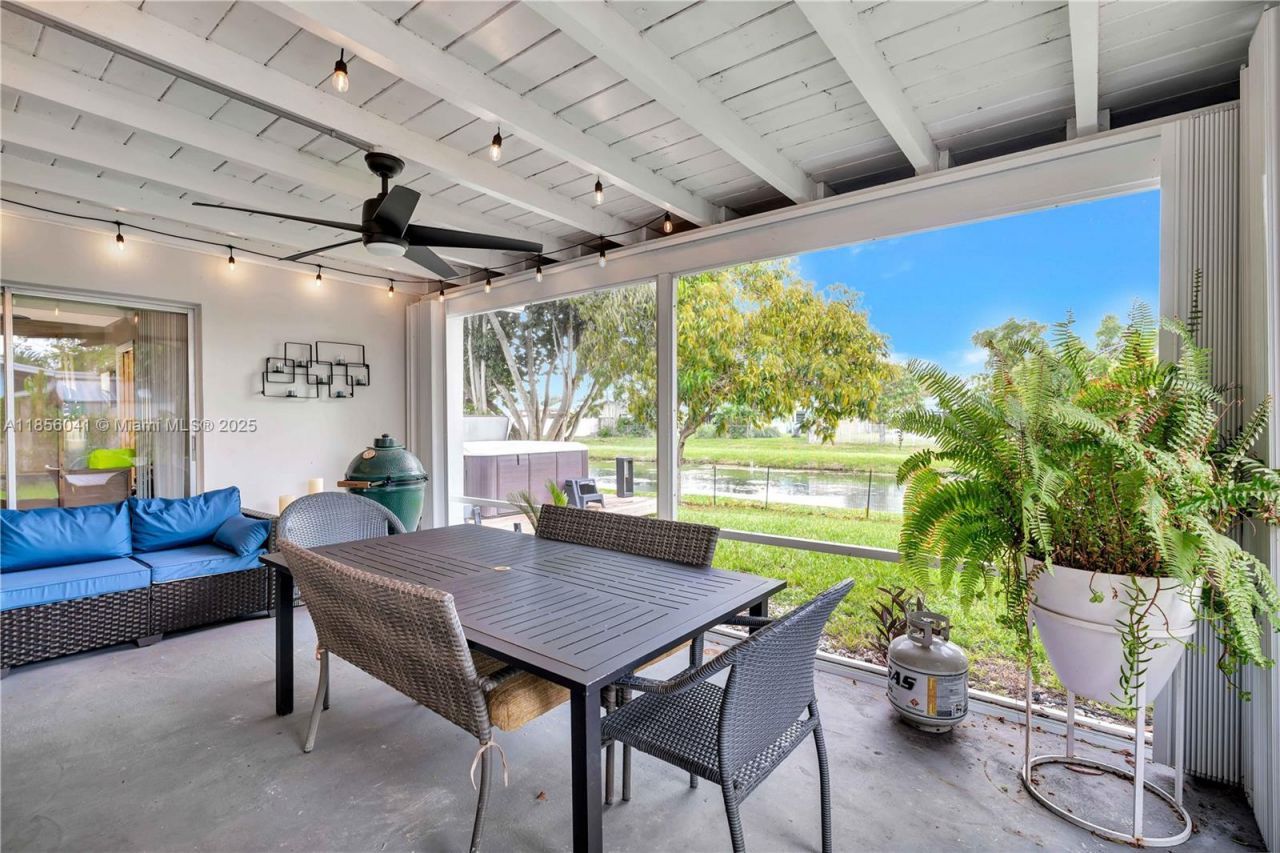 553 Riverside Drive, Palm Beach Gardens, FL 33410 Photo