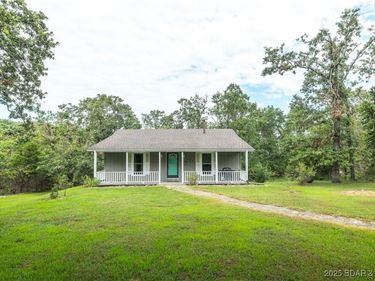 27093 Karrs Park Ave, Warsaw, MO 65355