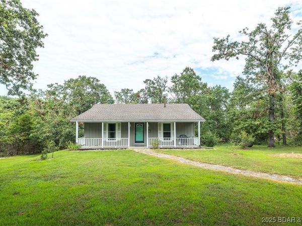 27093 Karrs Park Ave, Warsaw, MO 65355