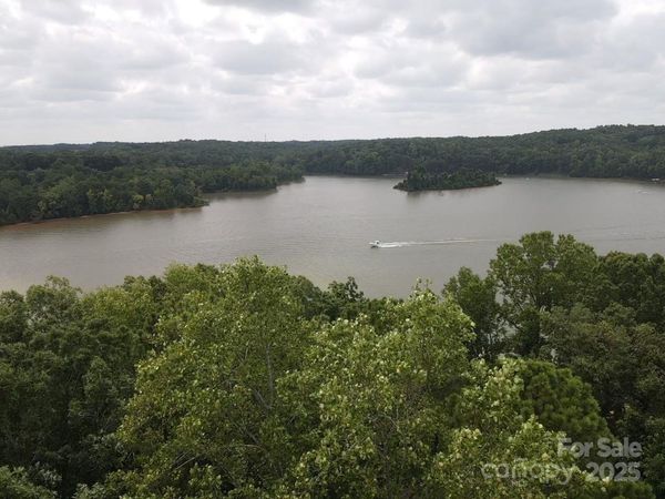 3235 Lake Pointe Drive, Belmont, NC 28012