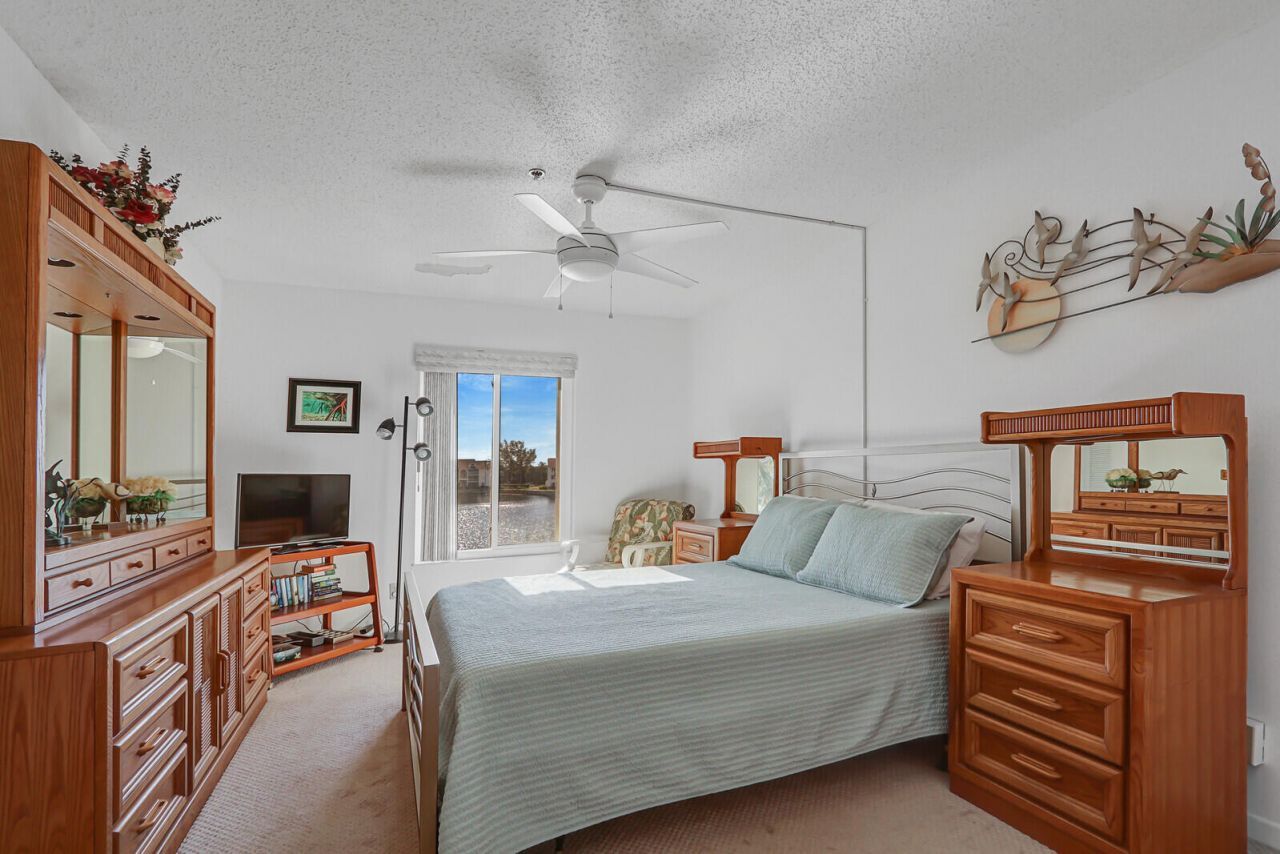 4468 NE Ocean Boulevard, Unit F-3, Jensen Beach, FL 34957 Photo