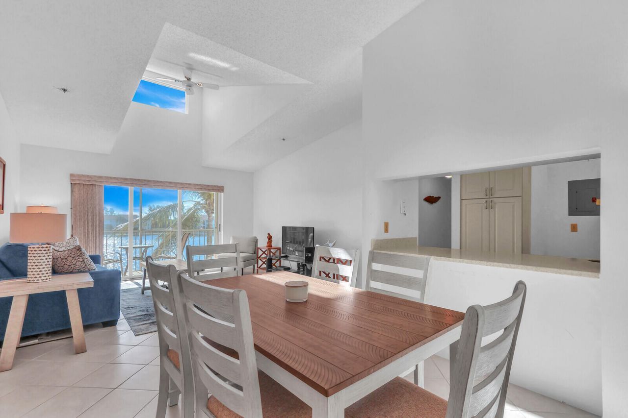 4468 NE Ocean Boulevard, Unit F-3, Jensen Beach, FL 34957 Photo