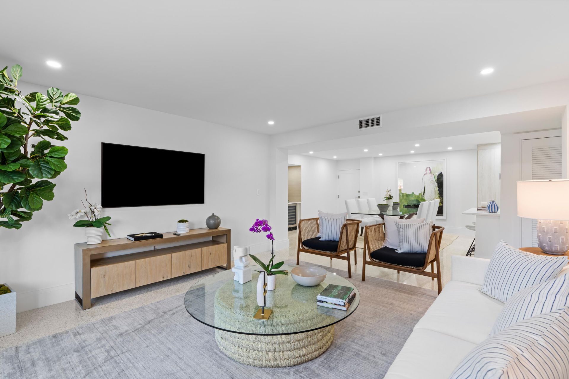 170 N Ocean Boulevard, Unit 208, Palm Beach, FL 33480 Photo