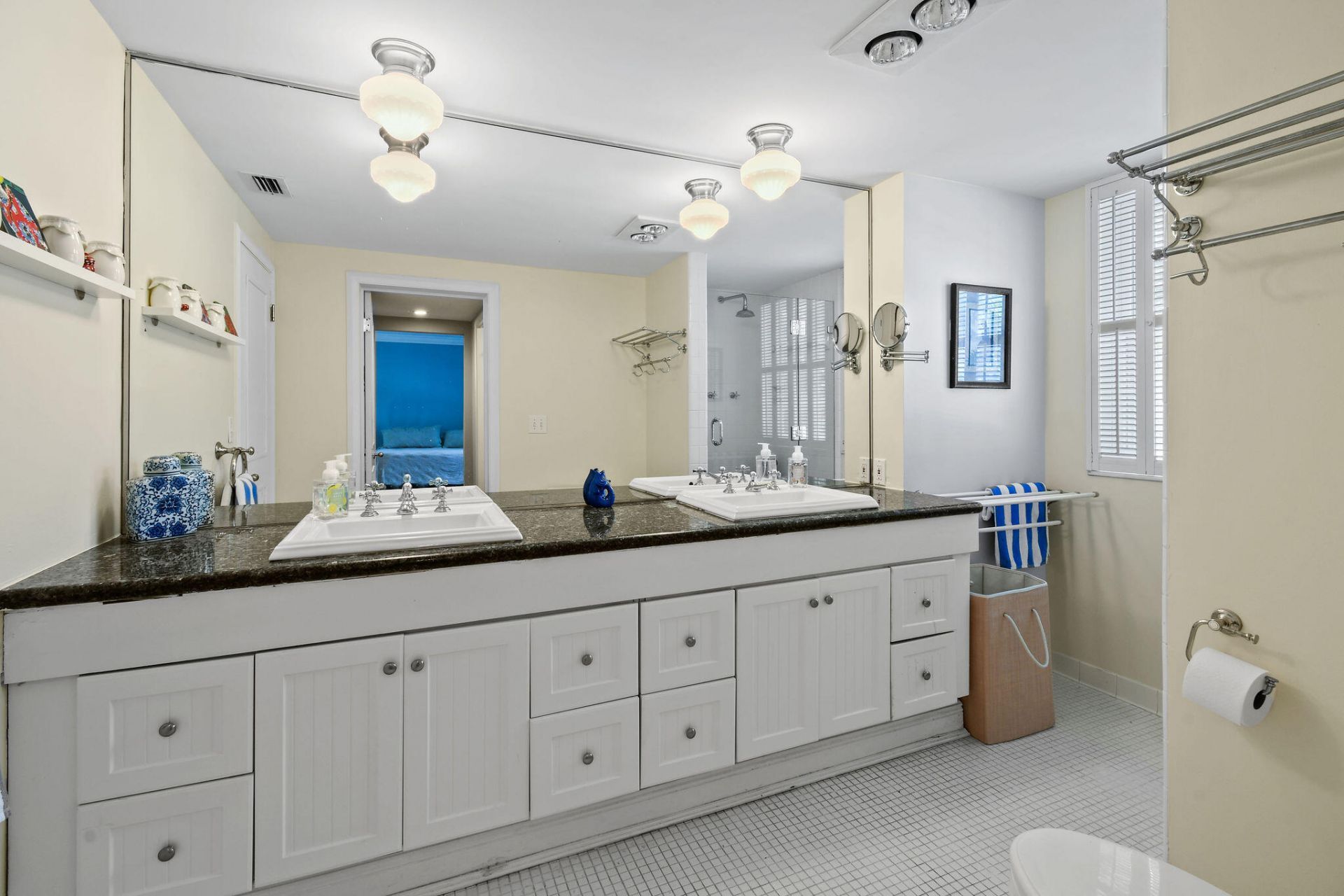 226 Brazilian Avenue, Unit 2 D, Palm Beach, FL 33480 Photo