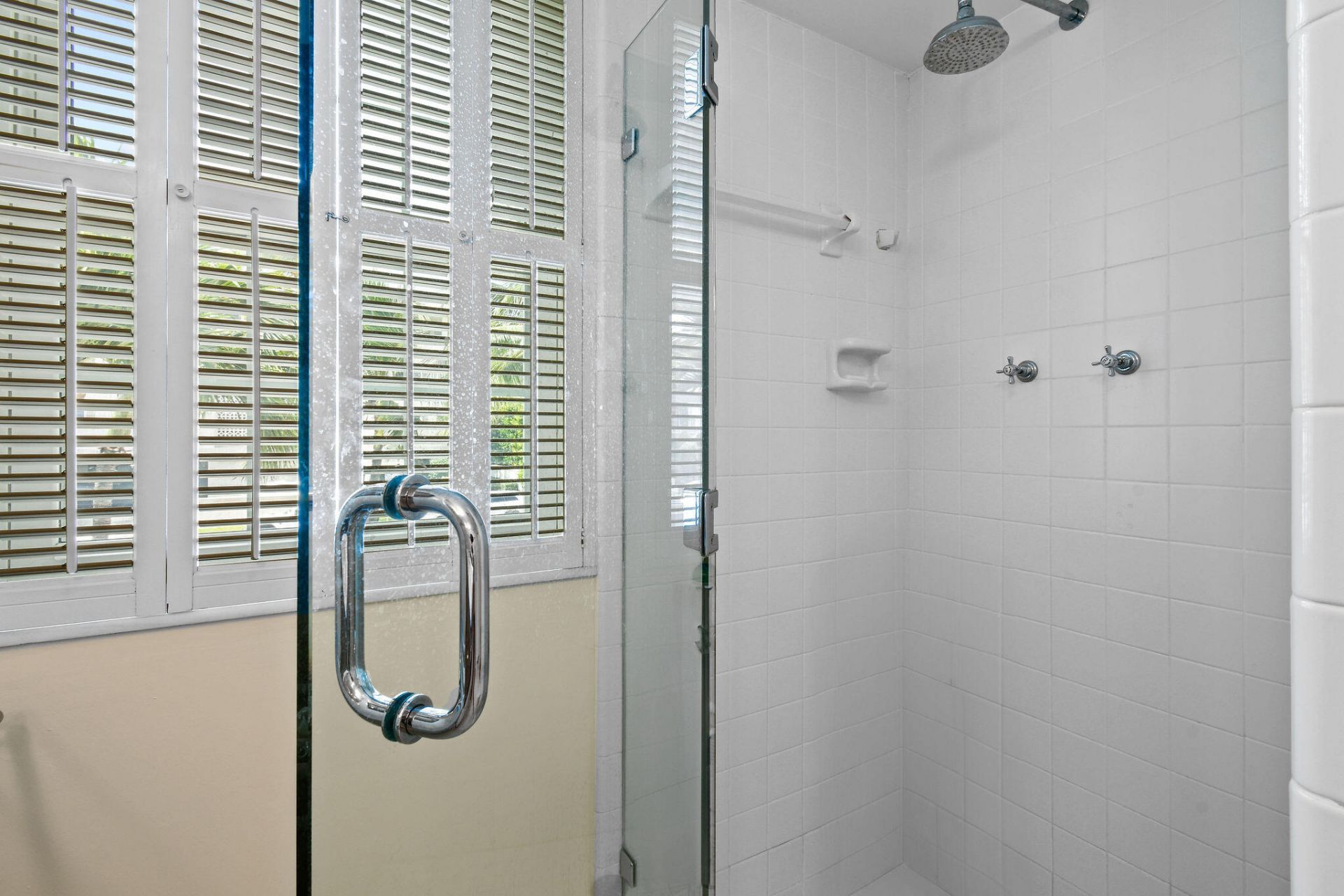 226 Brazilian Avenue, Unit 2 D, Palm Beach, FL 33480 Photo