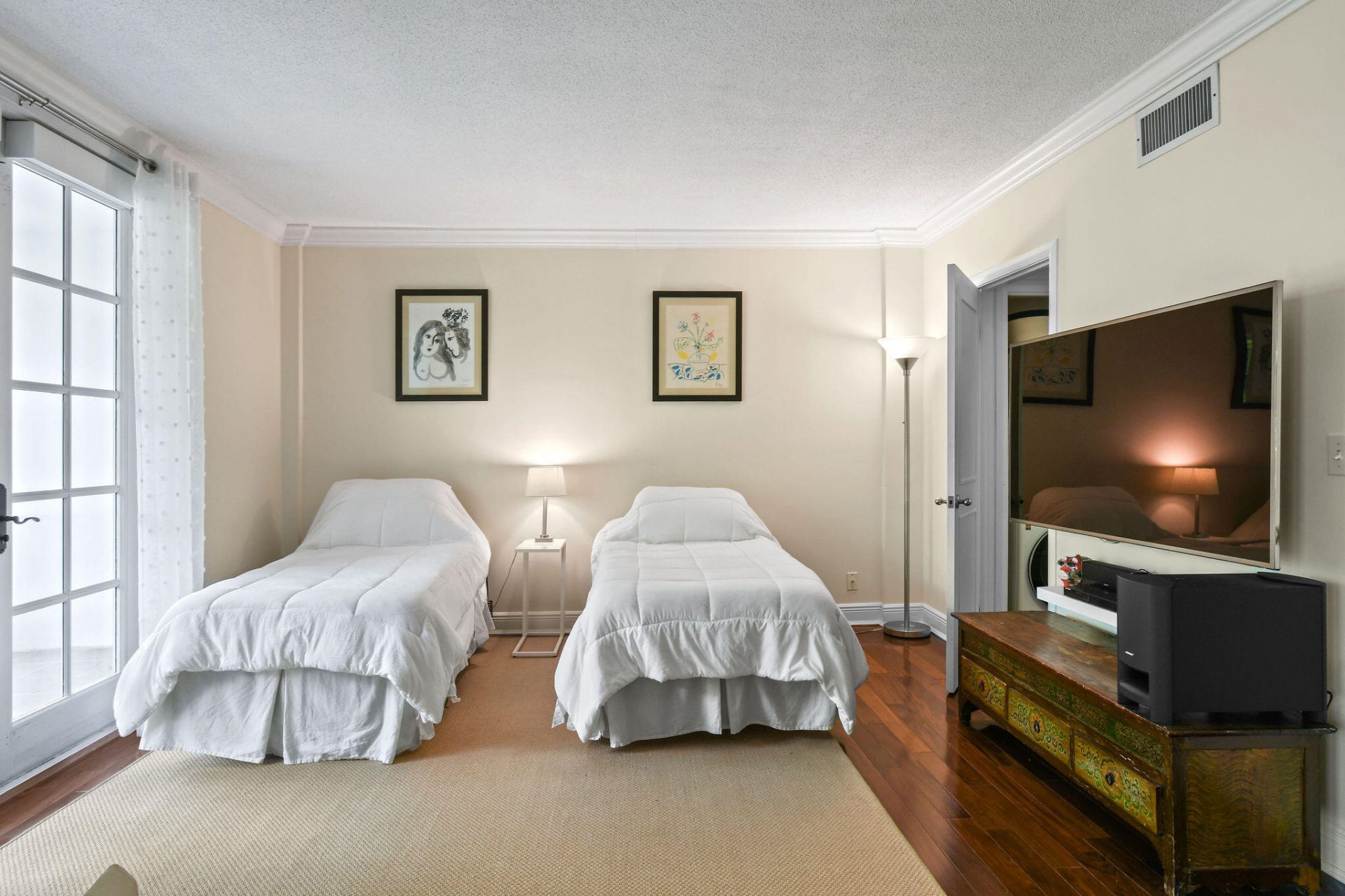 226 Brazilian Avenue, Unit 2 D, Palm Beach, FL 33480 Photo
