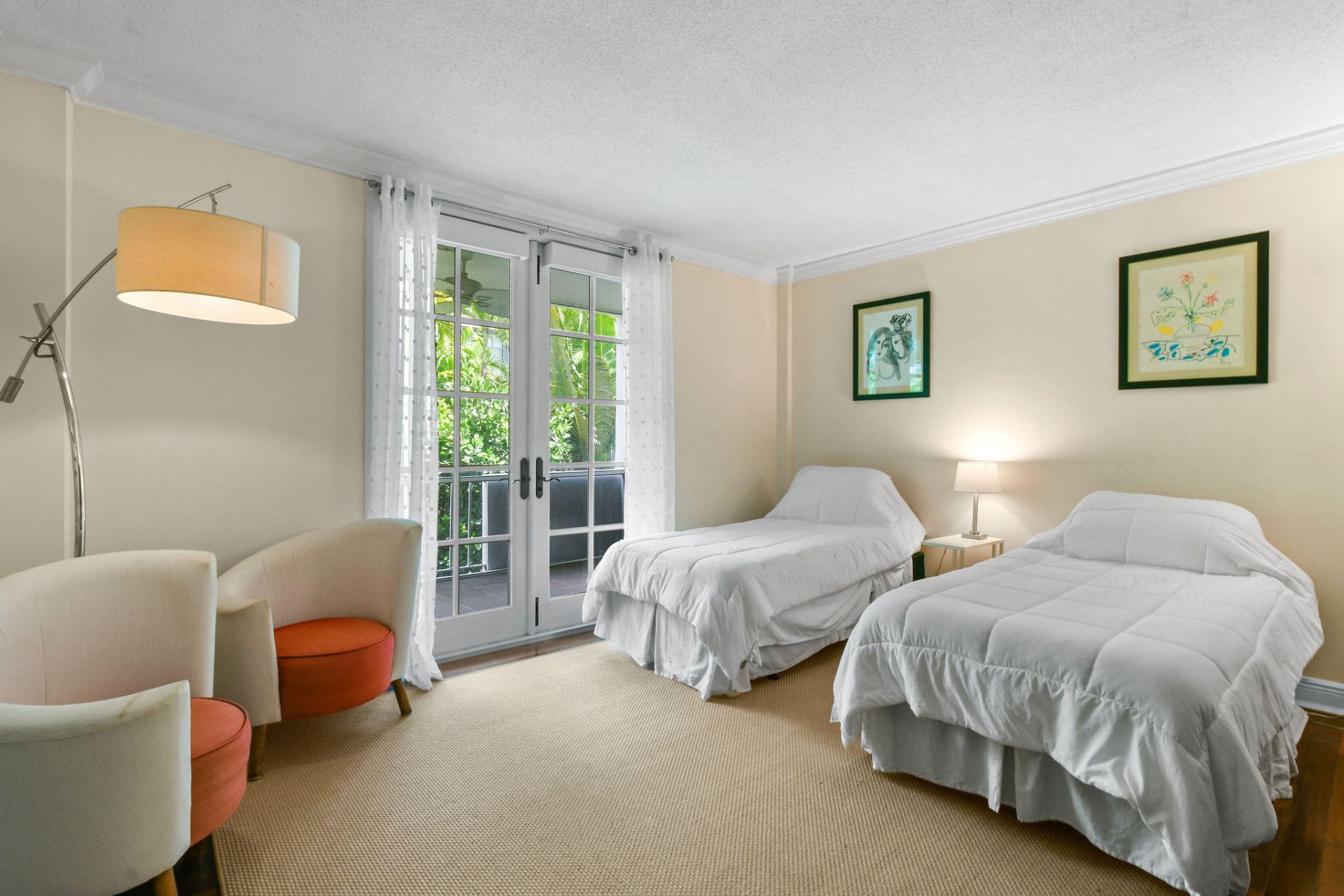 226 Brazilian Avenue, Unit 2 D, Palm Beach, FL 33480 Photo