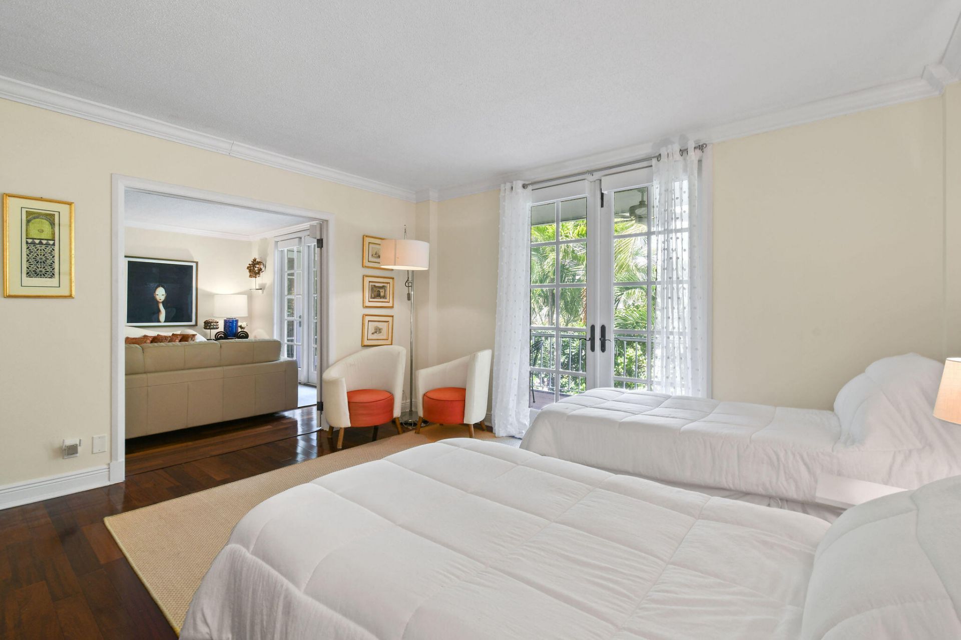 226 Brazilian Avenue, Unit 2 D, Palm Beach, FL 33480 Photo