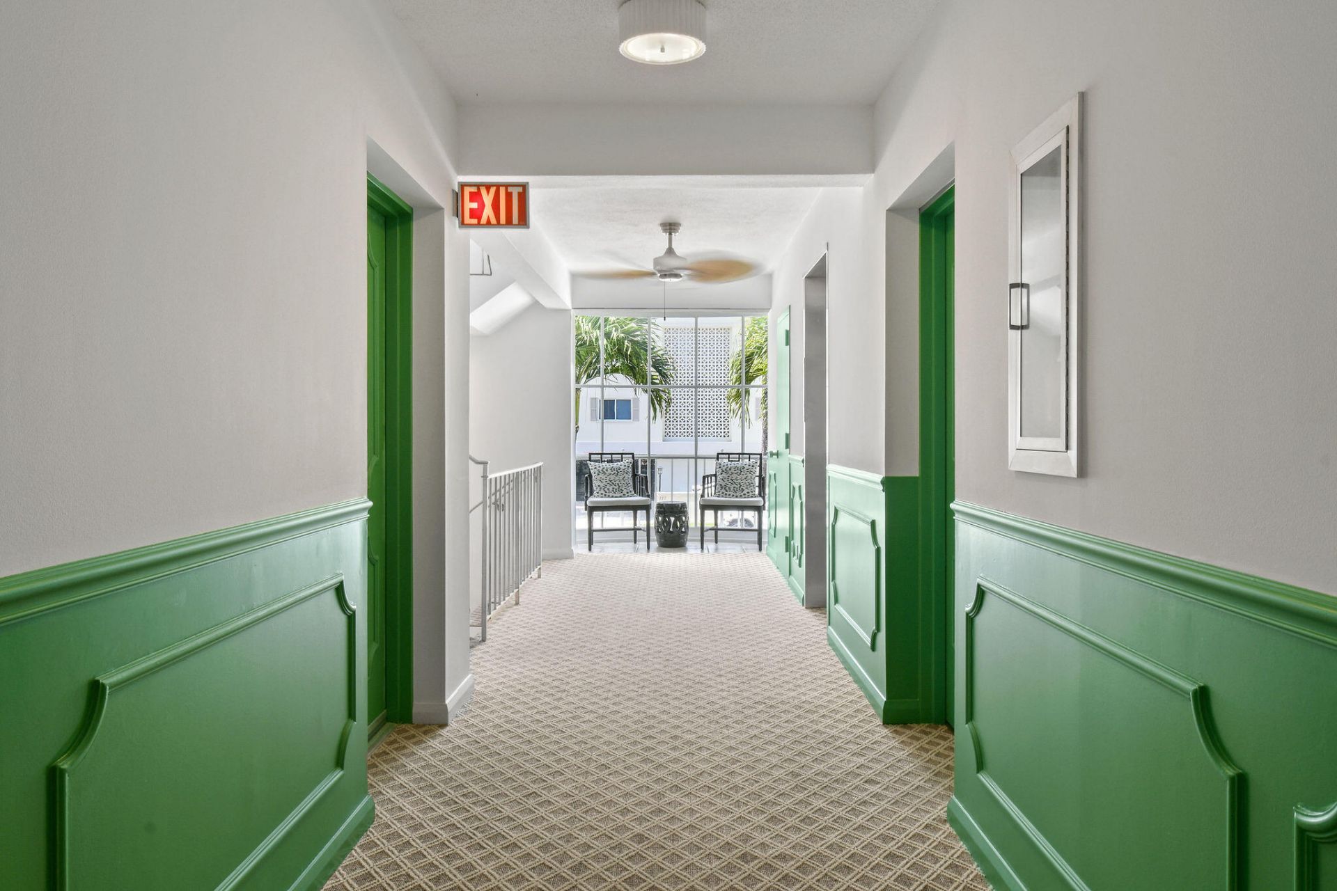226 Brazilian Avenue, Unit 2 D, Palm Beach, FL 33480 Photo