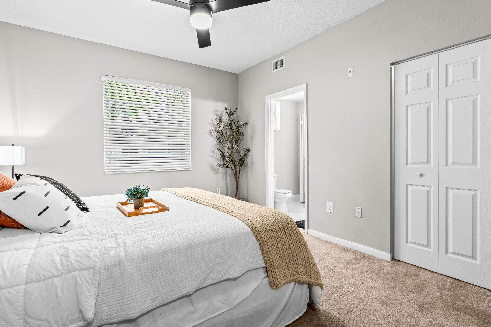 1959 Brandywine Road, Unit 208, West Palm Beach, FL 33409 Photo