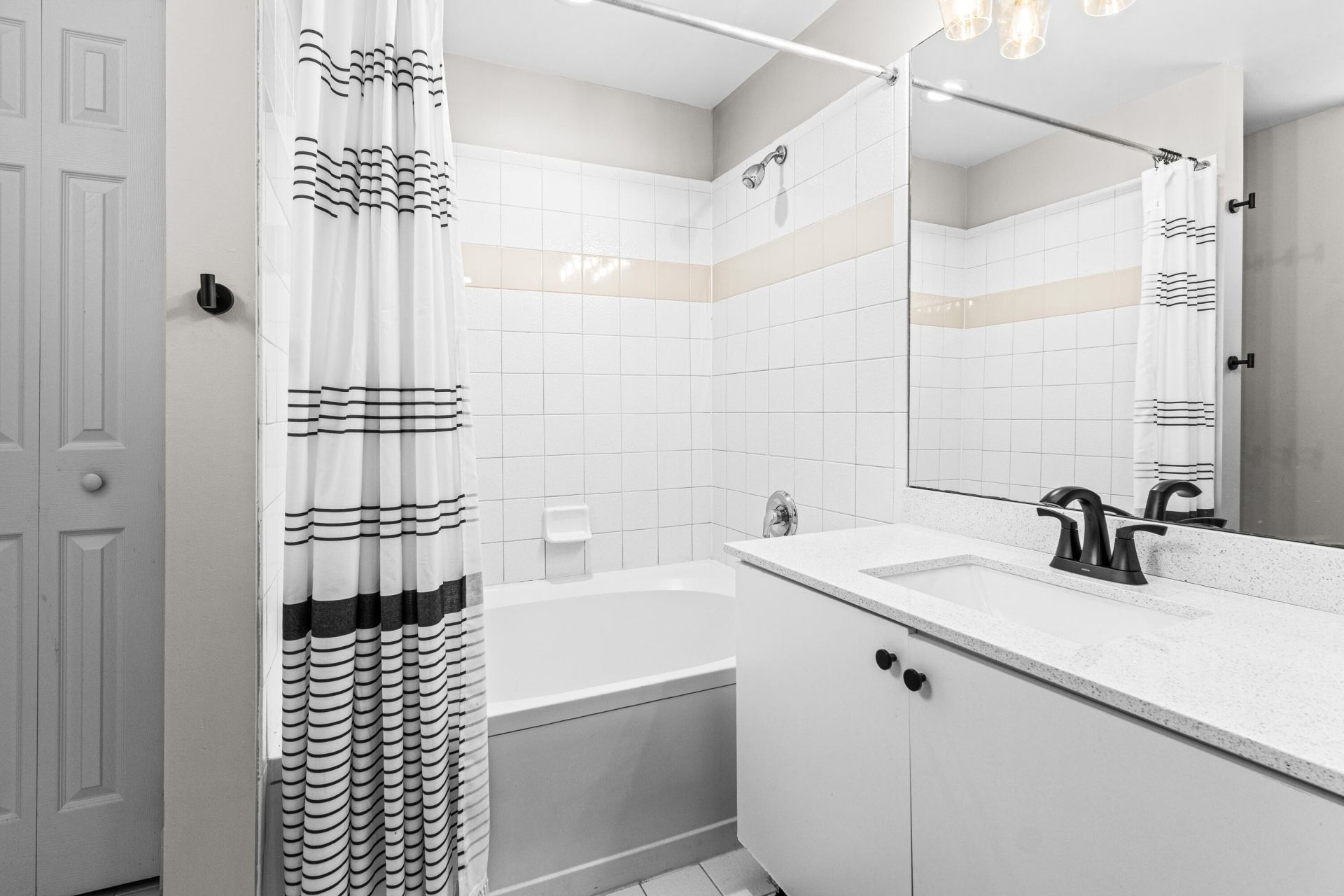 1959 Brandywine Road, Unit 208, West Palm Beach, FL 33409 Photo