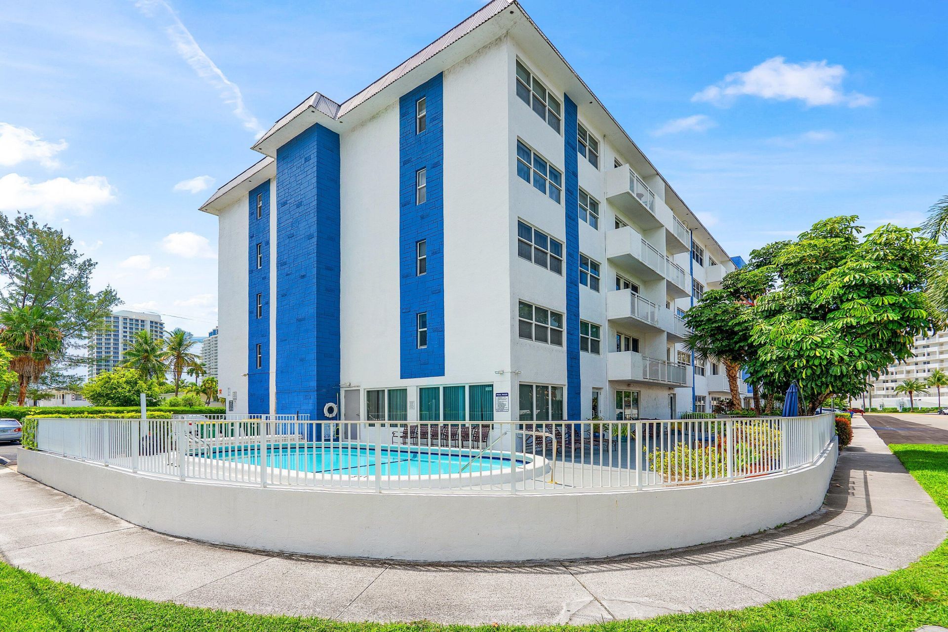 550 Bayshore Drive, Unit 506, Fort Lauderdale, FL 33304 Photo