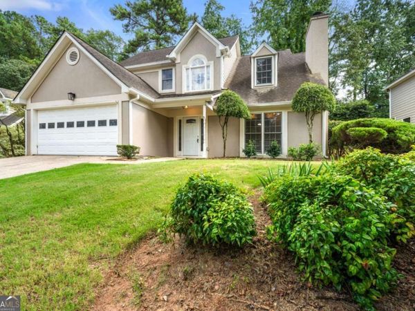 1055 Wellers Court, Roswell, GA 30076