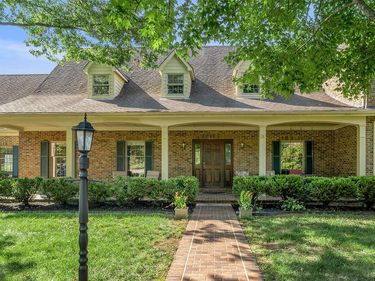 4824 Waterside Drive, Lexington, KY 40513