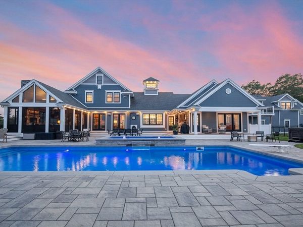 17 Chestnut Lane, Littleton, MA 01460